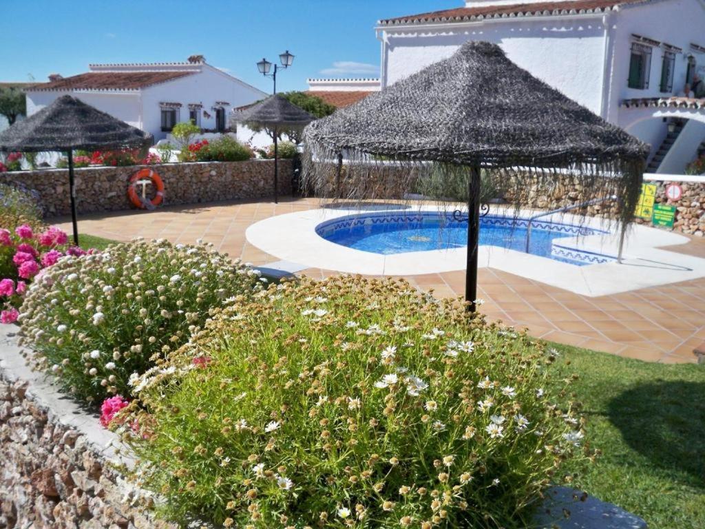 Apartamento Capistrano Village Nerja Dış mekan fotoğraf